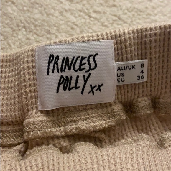 PRINCESS POLLY NWOT high waisted ruffle shorts - Picture 6 of 6